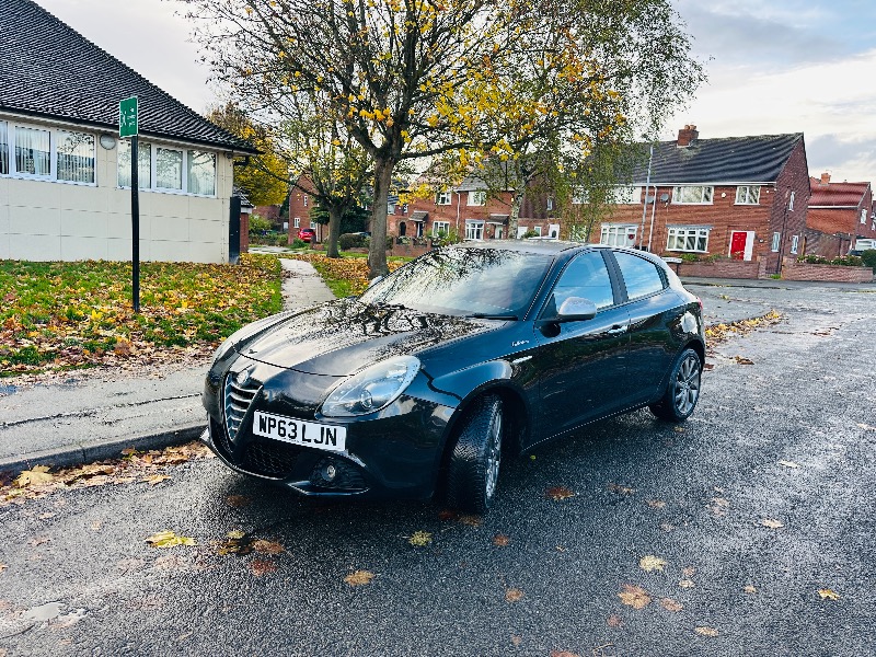 Alfa Romeo Giulietta 1.4 TB MultiAir Collezione Hatchback 5dr Petrol Manual Euro 5 (s/s) (170 bhp)