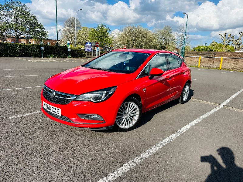 Vauxhall Astra 1.6i Turbo GPF Elite Nav Hatchback 5dr Petrol Manual Euro 6 (s/s) (200 ps)