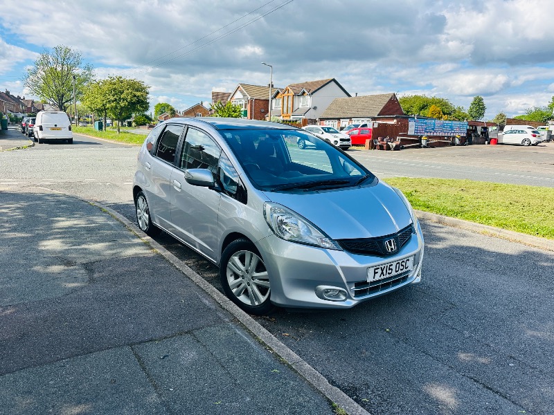 Honda Jazz 1.4 i-VTEC EX Hatchback 5dr Petrol CVT Euro 5 (99 ps)