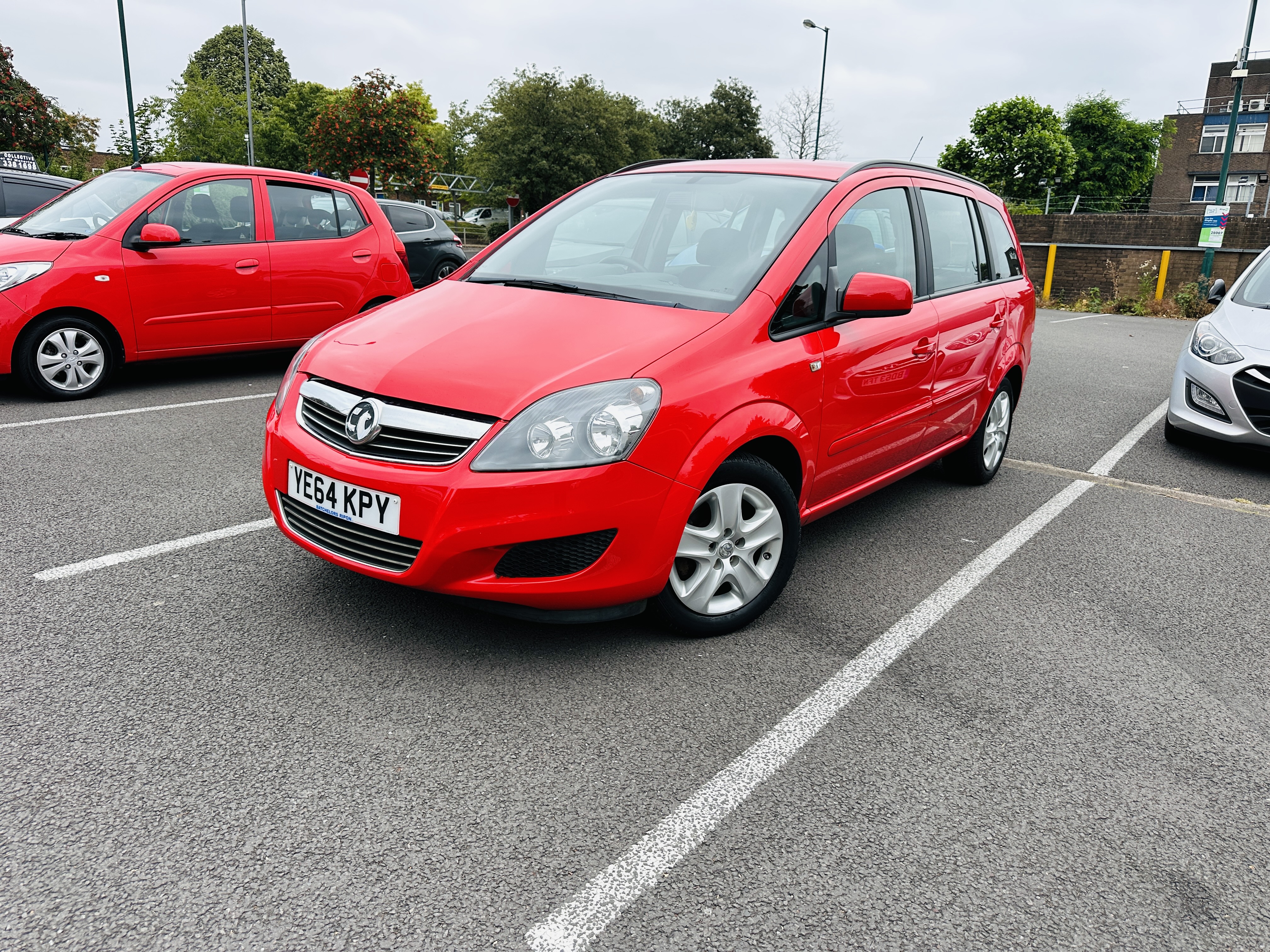 Vauxhall Zafira 1.8 16V Exclusiv MPV 5dr Petrol Manual Euro 5 (120 ps)