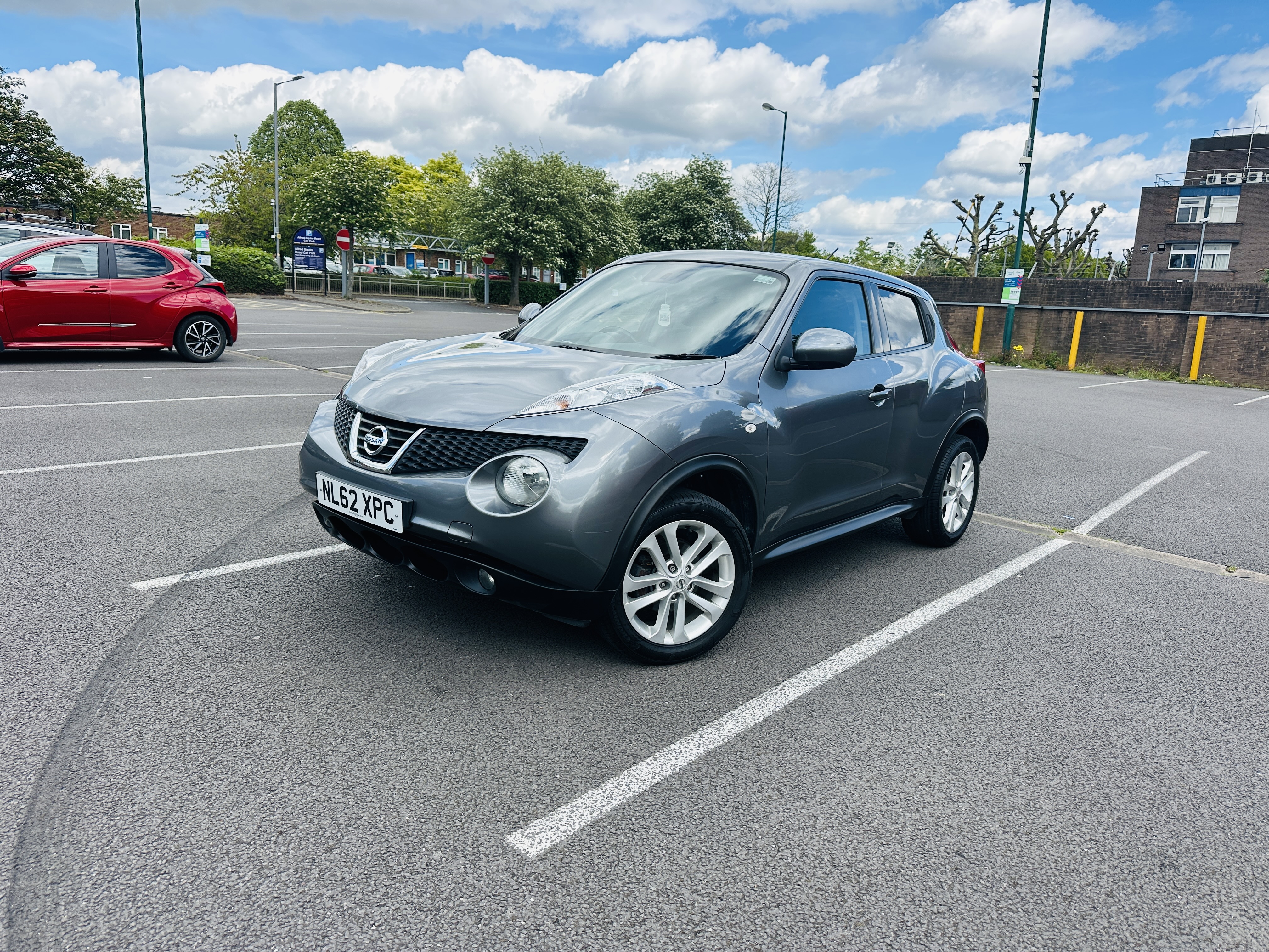 Nissan Juke 1.6 Acenta Premium SUV 5dr Petrol Manual Euro 5 (s/s) (117 ps)