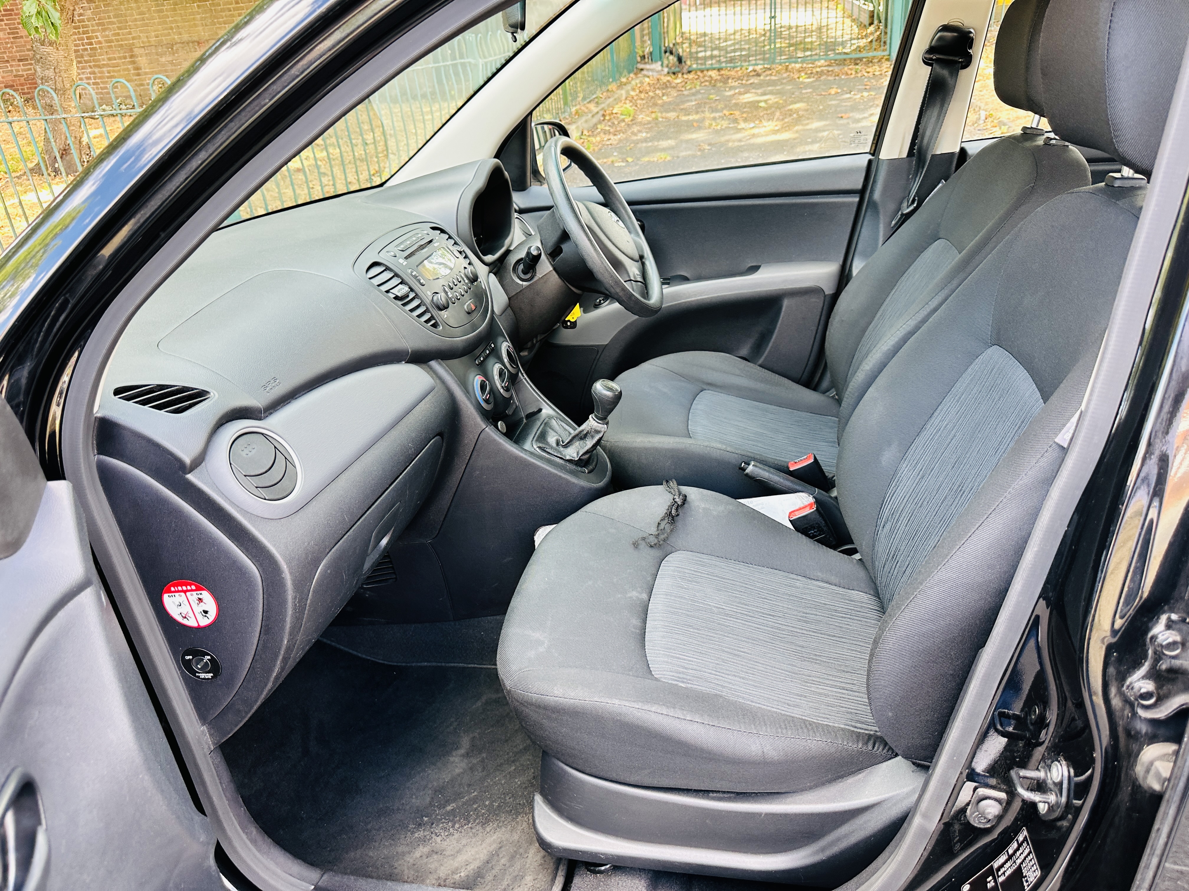 Hyundai i10 1.2 Active Hatchback 5dr Petrol Manual Euro 5 (85 bhp)