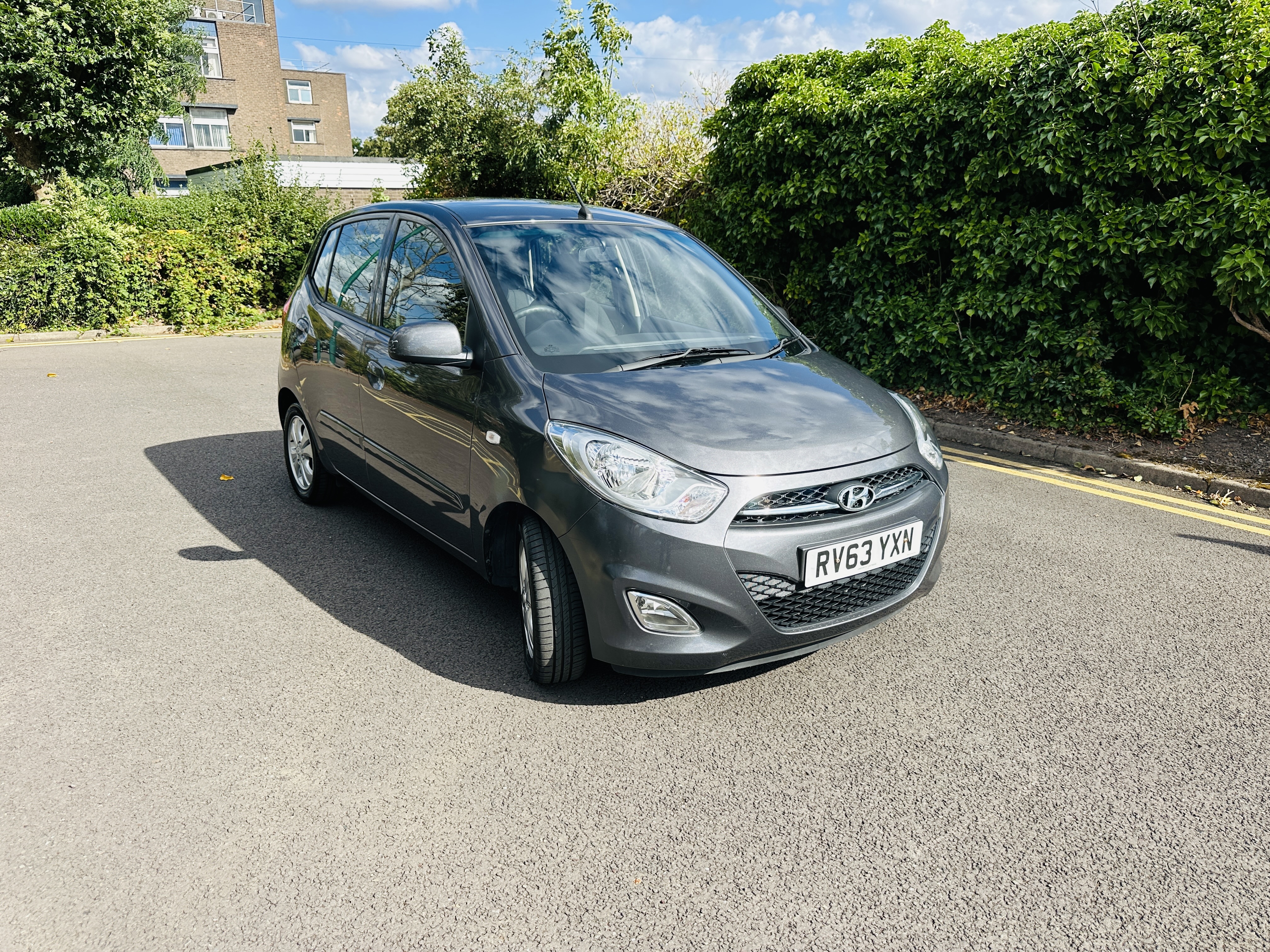 Hyundai i10 1.2 Active Hatchback 5dr Petrol Manual Euro 5 (85 bhp)