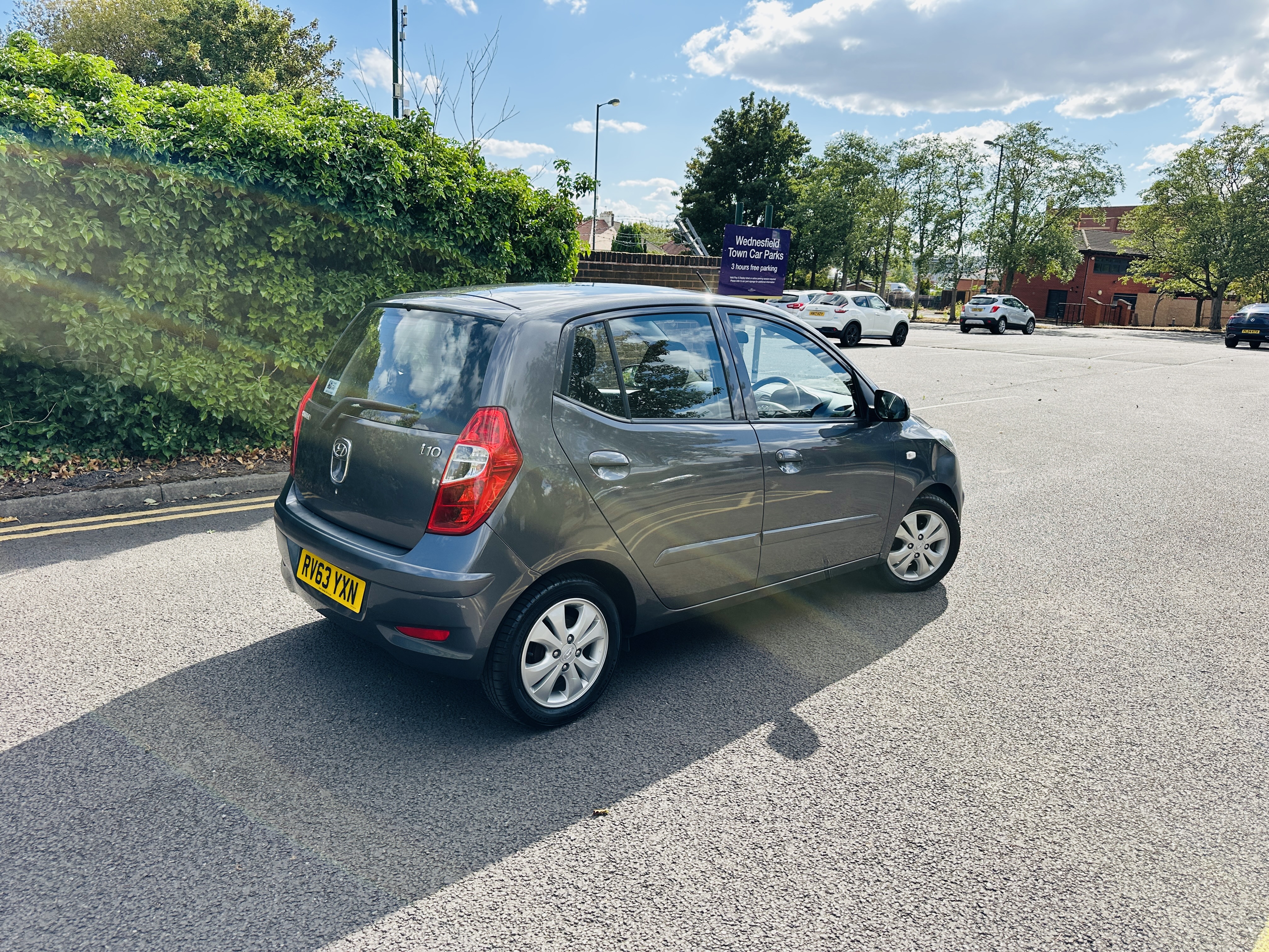 Hyundai i10 1.2 Active Hatchback 5dr Petrol Manual Euro 5 (85 bhp)