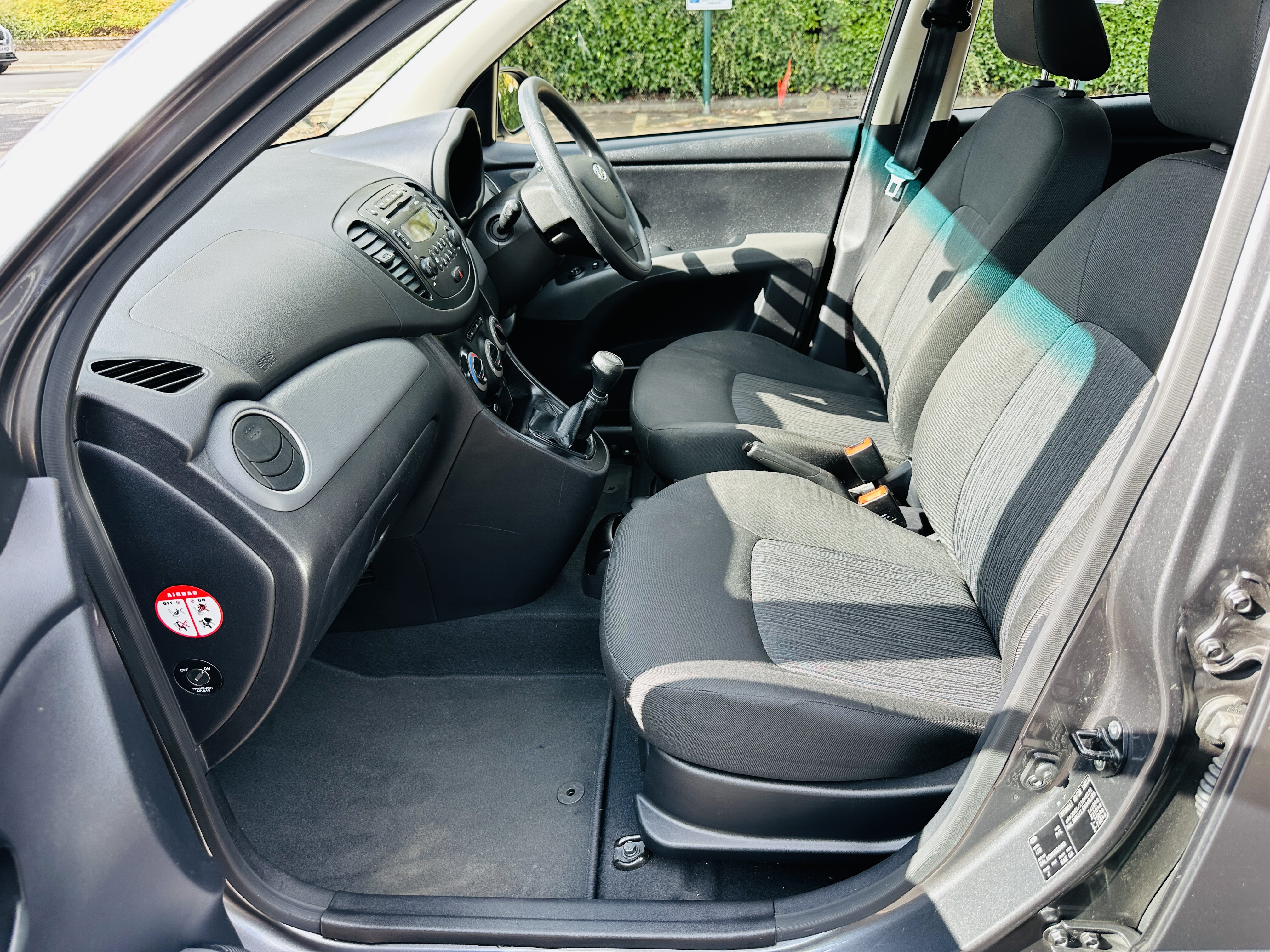 Hyundai i10 1.2 Active Hatchback 5dr Petrol Manual Euro 5 (85 bhp)
