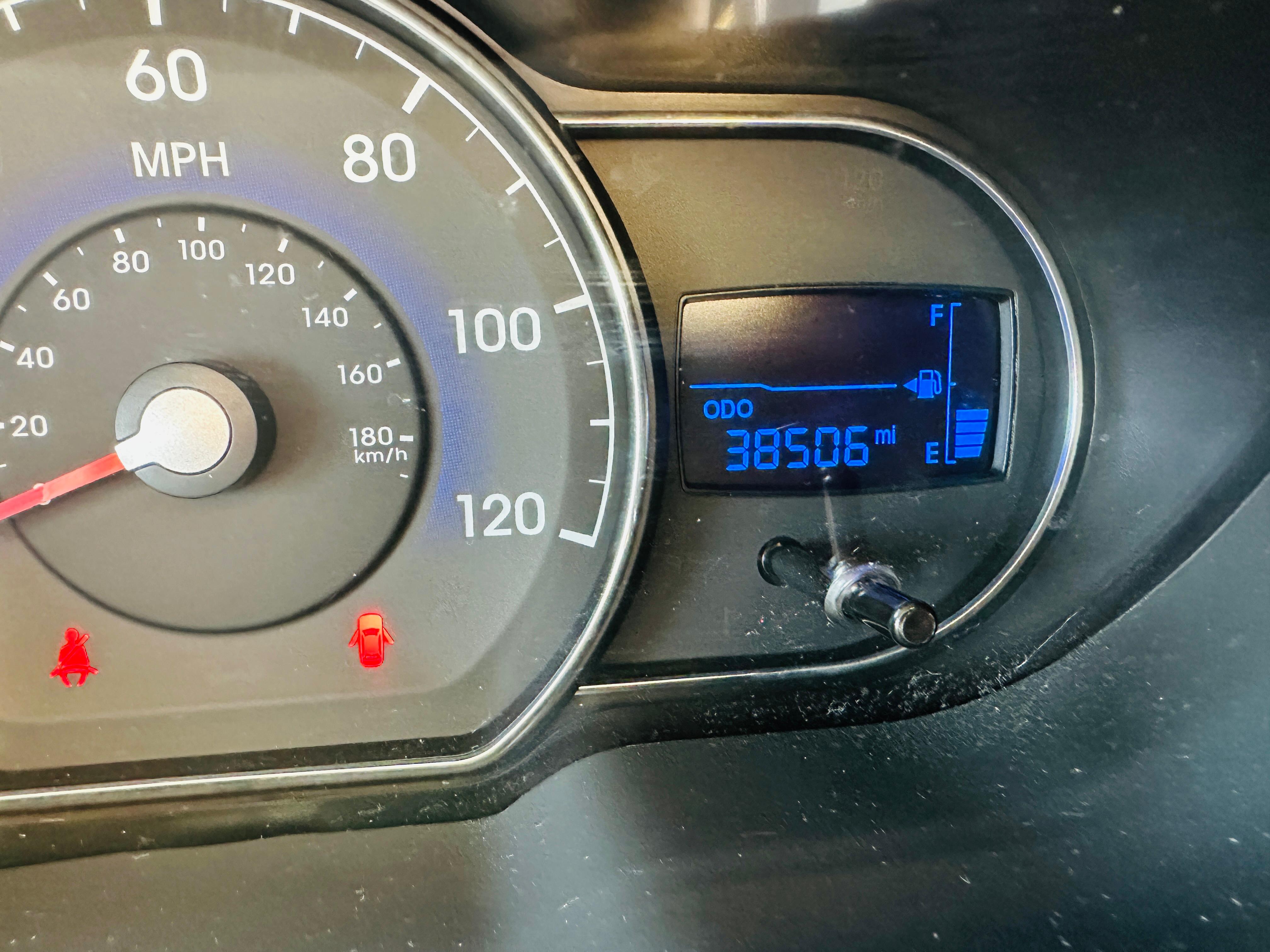 Hyundai i10 1.2 Active Hatchback 5dr Petrol Manual Euro 5 (85 bhp)