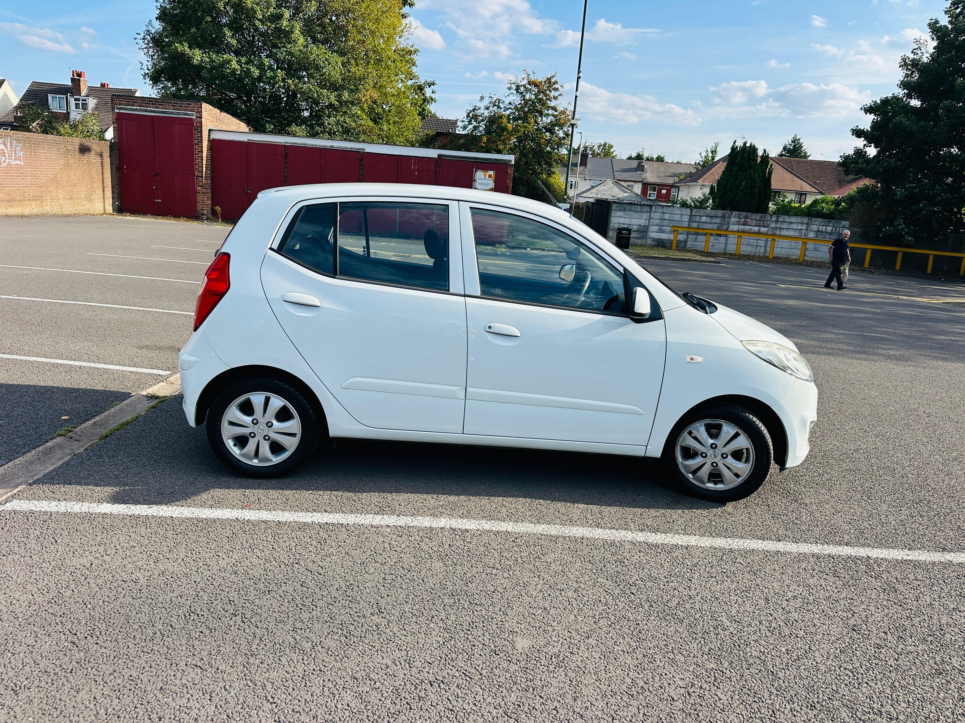 Hyundai i10 1.2 Active Hatchback 5dr Petrol Manual Euro 5 (85 bhp)