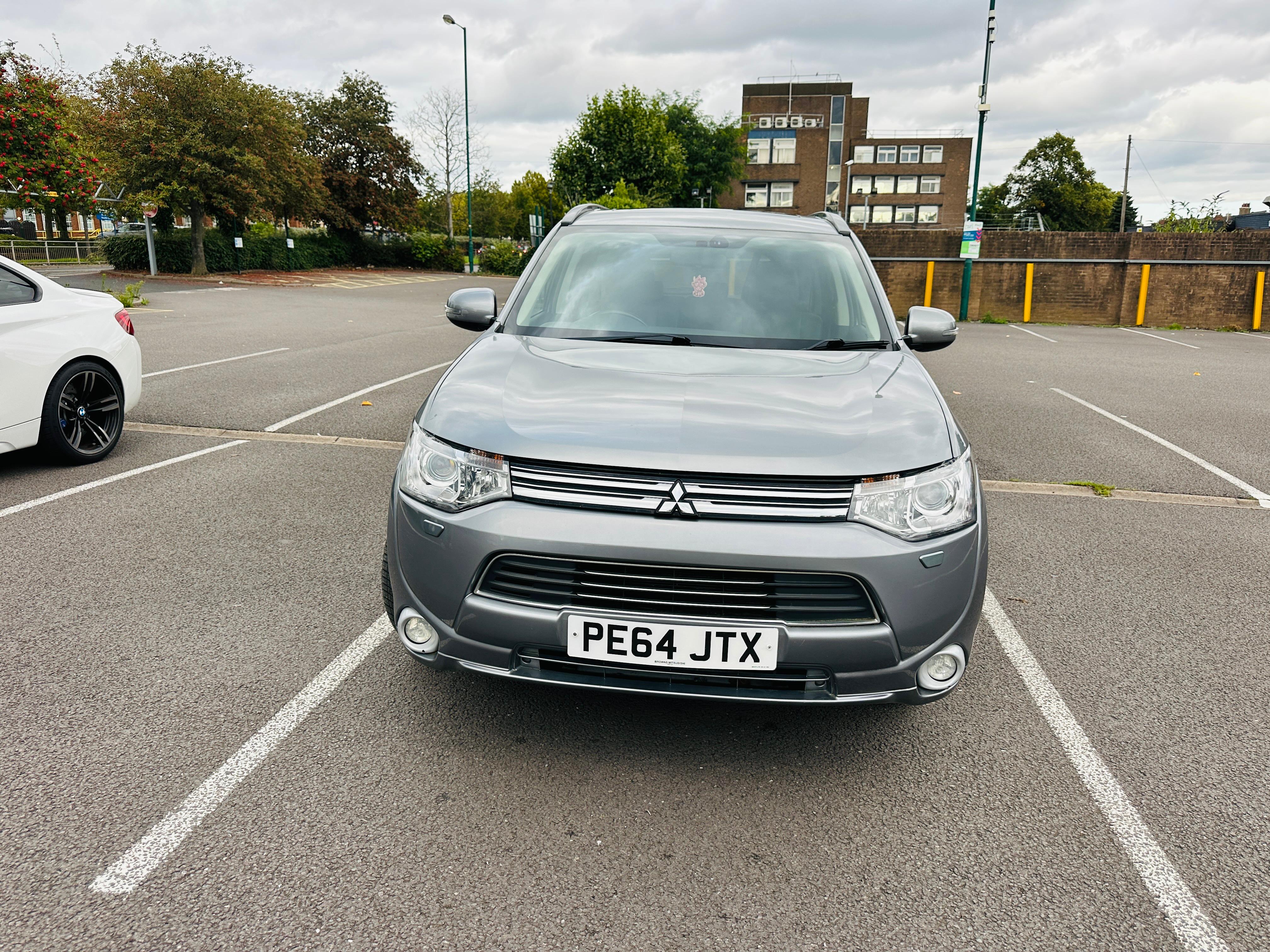 Mitsubishi Outlander 2.0h 12kWh GX4h SUV 5dr Petrol Plug-in Hybrid CVT 4WD Euro 5 (s/s) (200 ps)