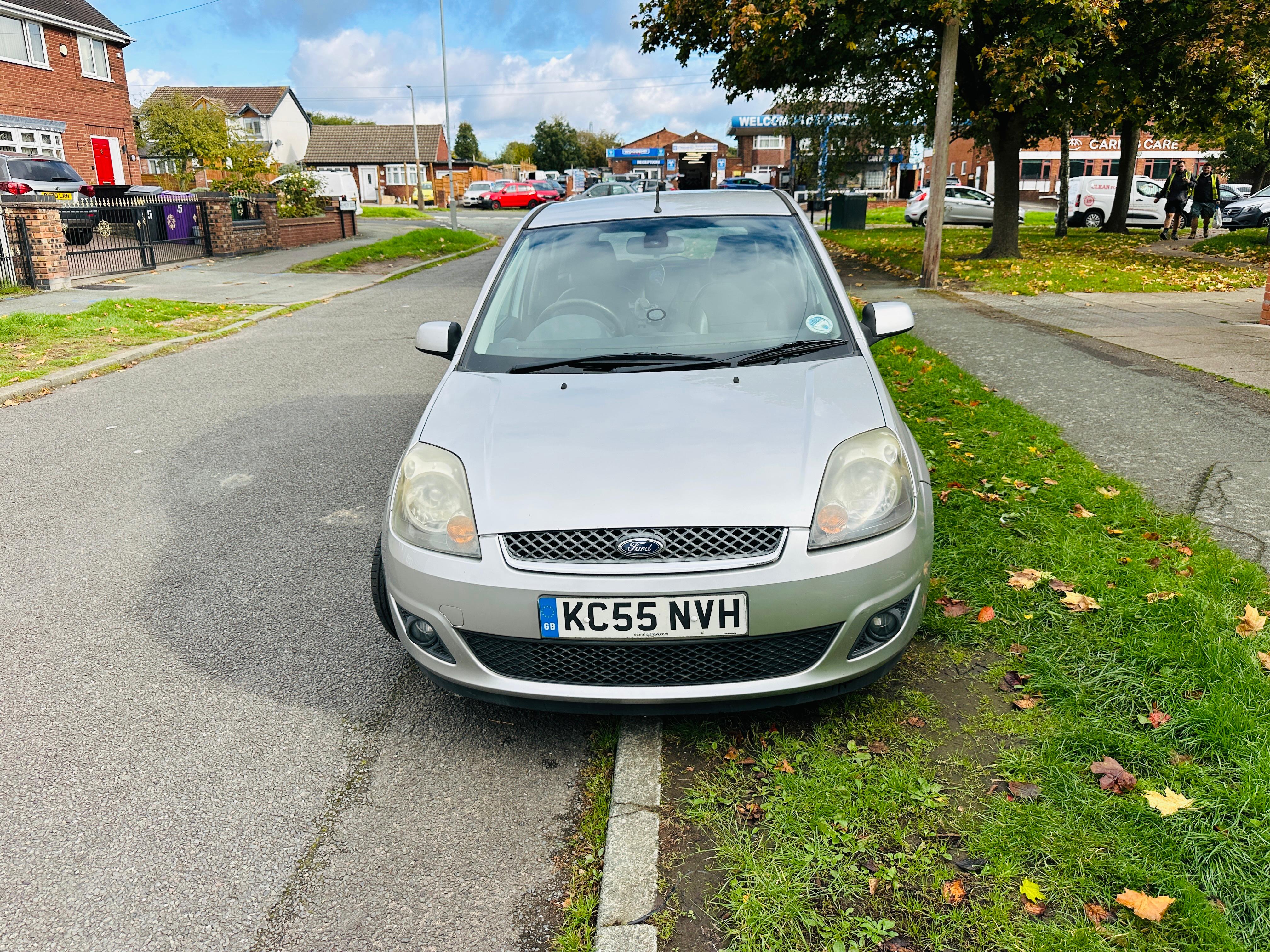 Ford Fiesta 1.4 Ghia 5dr