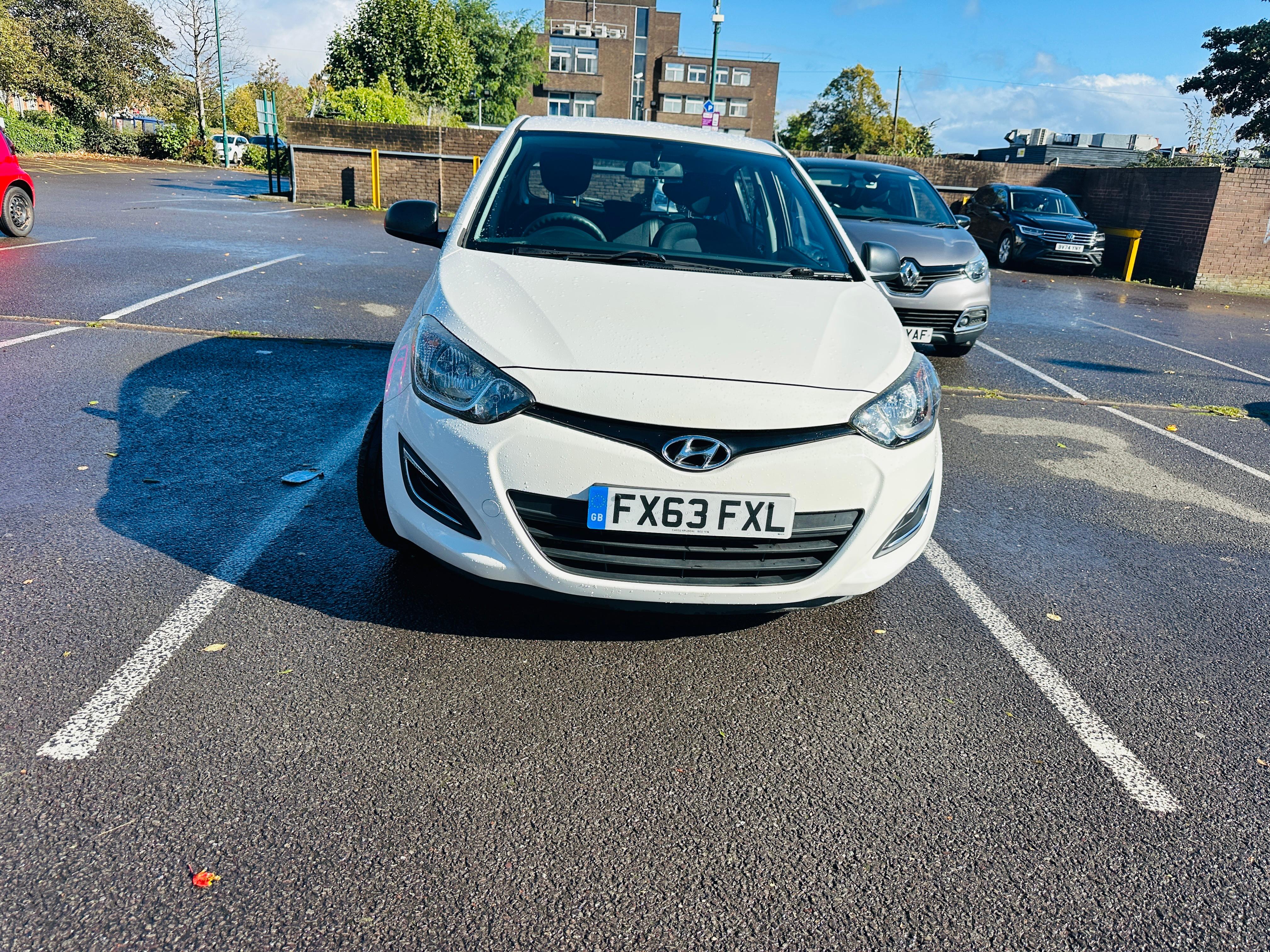 Hyundai i20 1.2 Classic Hatchback 5dr Petrol Manual Euro 5 (85 bhp)